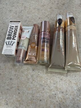 Revolution Dewy & Bright Light Face Tints and Foundations - Beige/Tan Shades